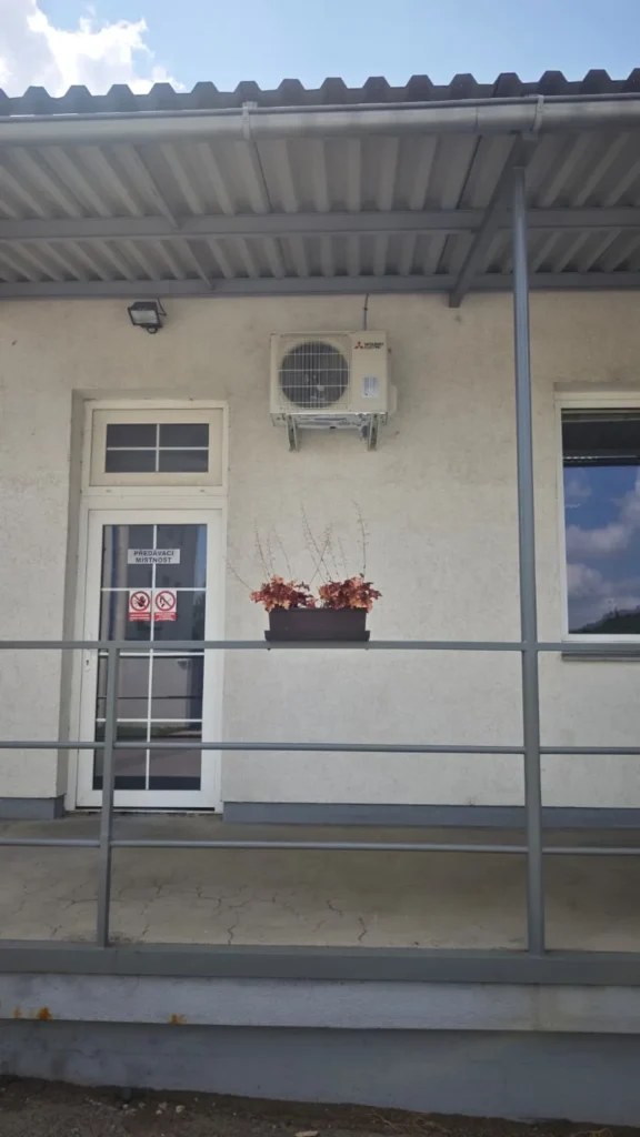 Realizace montáže klimatizačního systému Mitsubishi Electric v objektu společnosti Chládek a Tintěra, Havlíčkův Brod