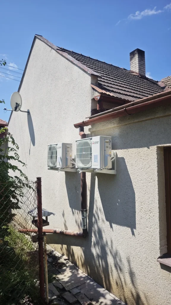 Montáž 2× klimatizace Mitsubishi HR25 ve Skutči