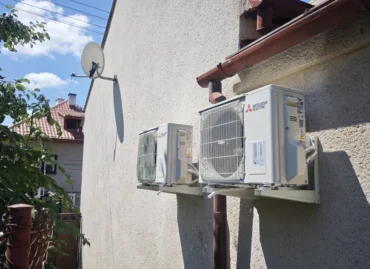 Montáž 2× klimatizace Mitsubishi HR25 ve Skutči
