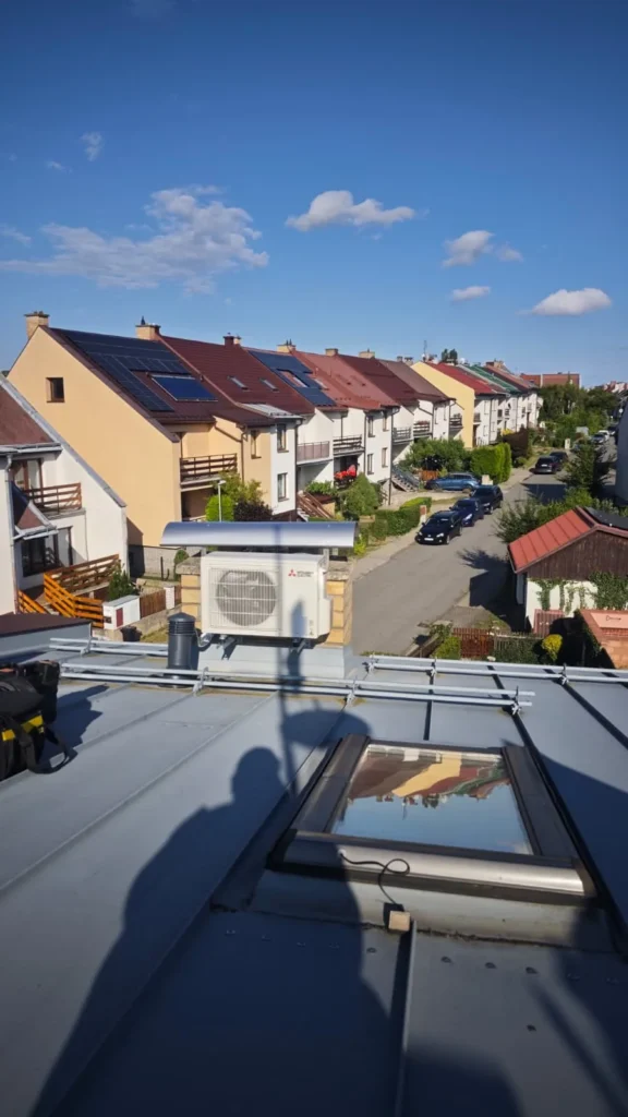 Montáž multisplit klimatizace Mitsubishi Electric v rodinném domě - Havlíčkův Brod