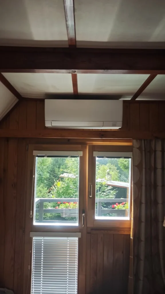 Montáž multisplit klimatizace Mitsubishi Electric v rekreační chatě