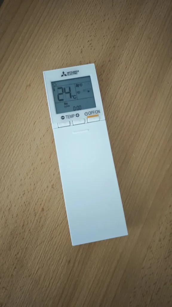 Montáž multisplitové klimatizace Mitsubishi Electric AY v RD v Ostrově