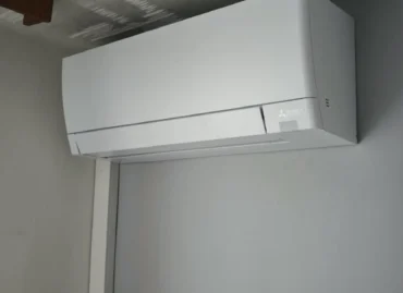 Montáž multisplitové klimatizace Mitsubishi Electric AY v RD v Ostrově