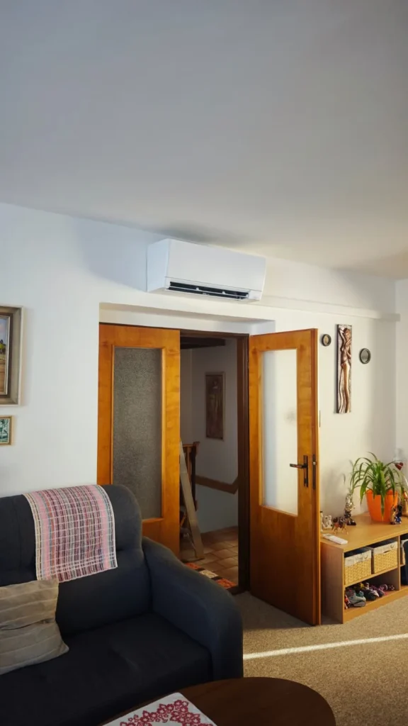 Moravany – instalace klimatizace ve starším rodinném domě